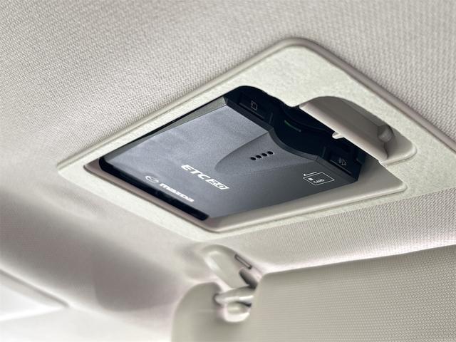 デミオ １３Ｓツーリング　Ｌパッケージ　ドライブレコーダー　バックカメラ　ナビ　ＴＶ　オートクルーズコントロール　レーンアシスト　衝突被害軽減システム　アルミホイール　オートライト　ＬＥＤヘッドランプ　スマートキー（11枚目）