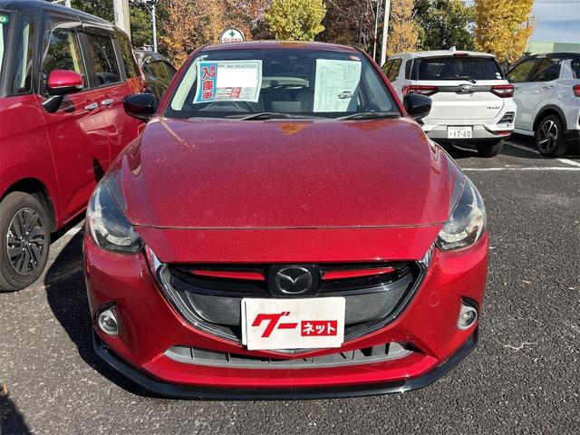 デミオ １３Ｓツーリング　Ｌパッケージ　ドライブレコーダー　バックカメラ　ナビ　ＴＶ　オートクルーズコントロール　レーンアシスト　衝突被害軽減システム　アルミホイール　オートライト　ＬＥＤヘッドランプ　スマートキー（13枚目）