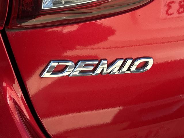 デミオ １３Ｓツーリング　Ｌパッケージ　ドライブレコーダー　バックカメラ　ナビ　ＴＶ　オートクルーズコントロール　レーンアシスト　衝突被害軽減システム　アルミホイール　オートライト　ＬＥＤヘッドランプ　スマートキー（18枚目）