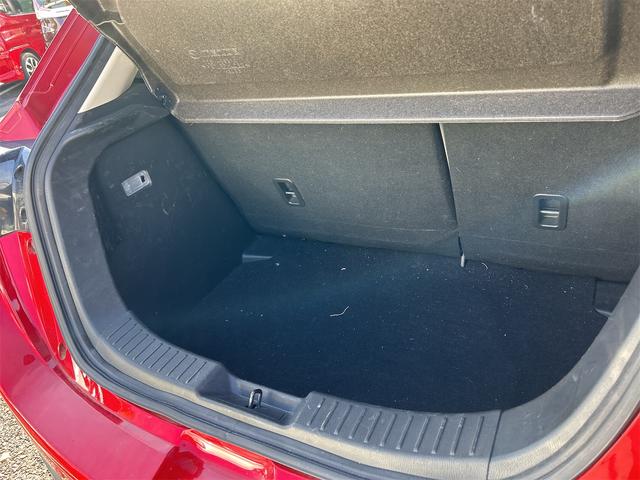 デミオ １３Ｓツーリング　Ｌパッケージ　ドライブレコーダー　バックカメラ　ナビ　ＴＶ　オートクルーズコントロール　レーンアシスト　衝突被害軽減システム　アルミホイール　オートライト　ＬＥＤヘッドランプ　スマートキー（19枚目）