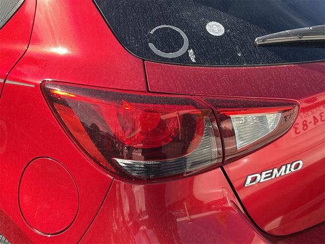 デミオ １３Ｓツーリング　Ｌパッケージ　ドライブレコーダー　バックカメラ　ナビ　ＴＶ　オートクルーズコントロール　レーンアシスト　衝突被害軽減システム　アルミホイール　オートライト　ＬＥＤヘッドランプ　スマートキー（22枚目）