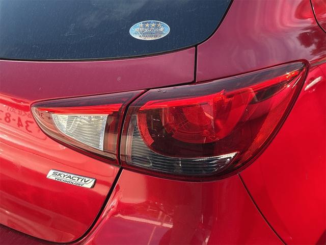 デミオ １３Ｓツーリング　Ｌパッケージ　ドライブレコーダー　バックカメラ　ナビ　ＴＶ　オートクルーズコントロール　レーンアシスト　衝突被害軽減システム　アルミホイール　オートライト　ＬＥＤヘッドランプ　スマートキー（23枚目）