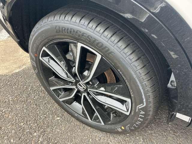 ヴェゼル e:HEV Z 登録済未使用車 CarPlay Bluetooth シートヒーター ETC2.0 バックカメラ フォグランプ ステアリングヒーター 追従クルーズコントロール 純正アルミホイール ブレーキホールド(15枚目)