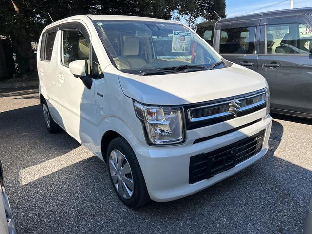 ワゴンＲ ハイブリッドＦＸ　全周囲カメラ　ナビ　ＴＶ　レーンアシスト　衝突被害軽減システム　オートライト　スマートキー　アイドリングストップ　電動格納ミラー　シートヒーター　ベンチシート　ＣＶＴ　盗難防止システム　ＡＢＳ　ＥＳＣ（12枚目）