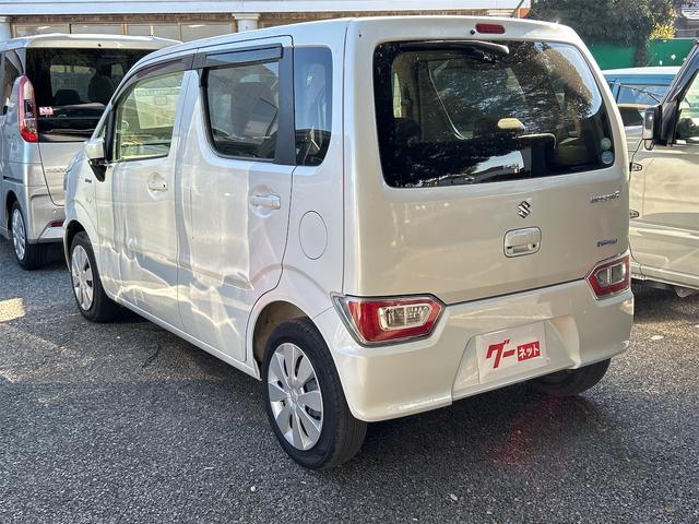 ワゴンＲ ハイブリッドＦＸ　全周囲カメラ　ナビ　ＴＶ　レーンアシスト　衝突被害軽減システム　オートライト　スマートキー　アイドリングストップ　電動格納ミラー　シートヒーター　ベンチシート　ＣＶＴ　盗難防止システム　ＡＢＳ　ＥＳＣ（16枚目）