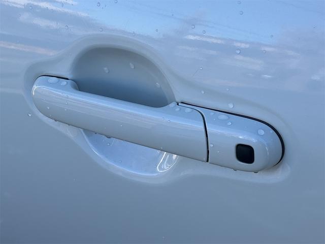 ワゴンＲ ＦＺ　ナビ　ＴＶ　衝突被害軽減システム　オートライト　スマートキー　アイドリングストップ　電動格納ミラー　シートヒーター　ベンチシート　ＣＶＴ　盗難防止システム　ＡＢＳ　ＥＳＣ　ＣＤ　Ｂｌｕｅｔｏｏｔｈ（25枚目）