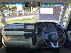 毎回座るフロントシート。運転席は必ず使用する部分ですので、座り心地が重要です！ 2