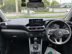 運転者にとっては日々使用することとなる運転席です。運転席が快適だと運転に集中することができますね。 2