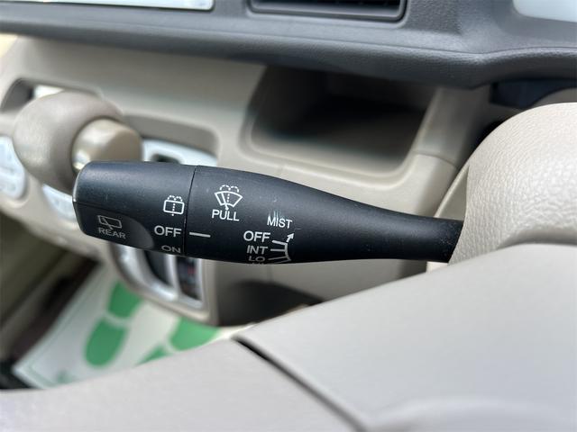 ライフ パステル バックカメラ キーレスエントリー 電動格納ミラー ベンチシート AT 盗難防止システム ABS CD ミュージックプレイヤー接続可 衝突安全ボディ エアコン パワーステアリング パワーウィンドウ(8枚目)