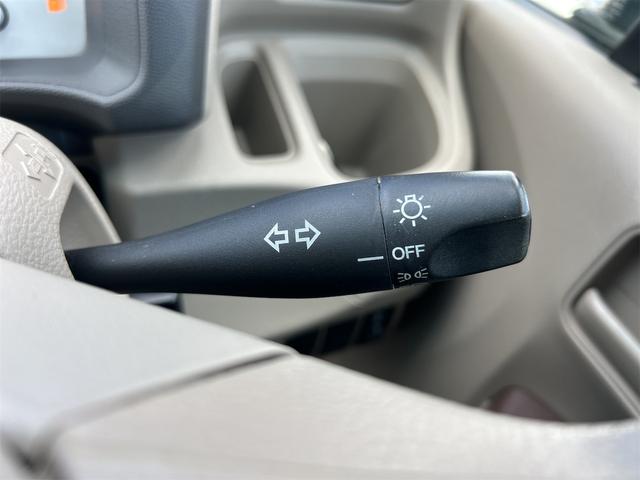 ライフ パステル バックカメラ キーレスエントリー 電動格納ミラー ベンチシート AT 盗難防止システム ABS CD ミュージックプレイヤー接続可 衝突安全ボディ エアコン パワーステアリング パワーウィンドウ(9枚目)