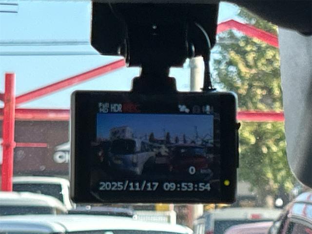 タフト Ｘ　ドライブレコーダー　ＥＴＣ　バックカメラ　クリアランスソナー　衝突被害軽減システム　オートライト　ＬＥＤヘッドランプ　スマートキー　アイドリングストップ　電動格納ミラー　サンルーフ　ＣＶＴ（11枚目）