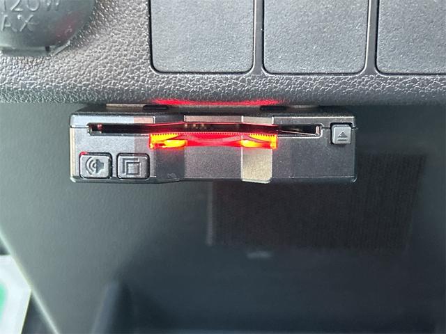 ミライース Ｘ　ＳＡＩＩＩ　ＥＴＣ　ナビ　クリアランスソナー　衝突被害軽減システム　ＬＥＤヘッドランプ　キーレスエントリー　アイドリングストップ　電動格納ミラー　ＣＶＴ　盗難防止システム　ＡＢＳ　ＥＳＣ　ＣＤ　ＵＳＢ（8枚目）