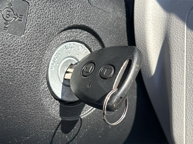 ミライース Ｘ　ＳＡＩＩＩ　ＥＴＣ　ナビ　クリアランスソナー　衝突被害軽減システム　ＬＥＤヘッドランプ　キーレスエントリー　アイドリングストップ　電動格納ミラー　ＣＶＴ　盗難防止システム　ＡＢＳ　ＥＳＣ　ＣＤ　ＵＳＢ（10枚目）