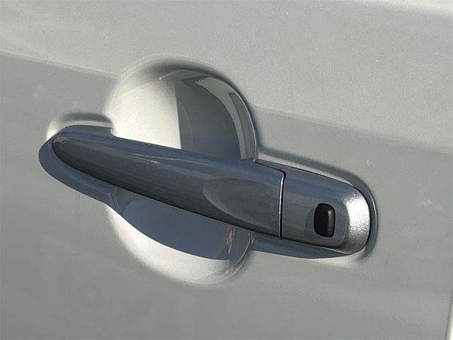 ムーヴ Ｘリミテッド　ＳＡＩＩＩ　ドライブレコーダー　ＥＴＣ　バックカメラ　衝突被害軽減システム　オートマチックハイビーム　オートライト　スマートキー　電動格納ミラー　ＣＶＴ　盗難防止システム　ＡＢＳ　ＥＳＣ　アルミホイール（32枚目）