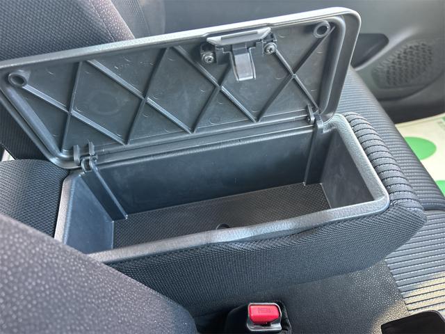 ムーヴ Ｘリミテッド　ＳＡＩＩＩ　ドライブレコーダー　ＥＴＣ　バックカメラ　衝突被害軽減システム　オートマチックハイビーム　オートライト　スマートキー　電動格納ミラー　ＣＶＴ　盗難防止システム　ＡＢＳ　ＥＳＣ　アルミホイール（42枚目）