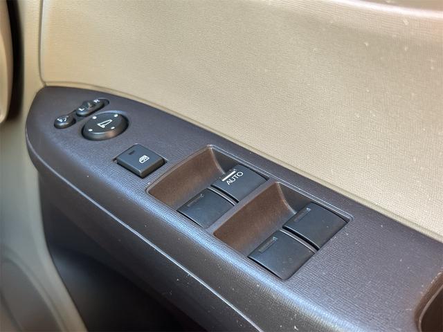 N-ONE G ドライブレコーダー スマートキー アイドリングストップ 電動格納ミラー CVT 盗難防止システム ABS ESC CD ミュージックプレイヤー接続可 アルミホイール 衝突安全ボディ(9枚目)