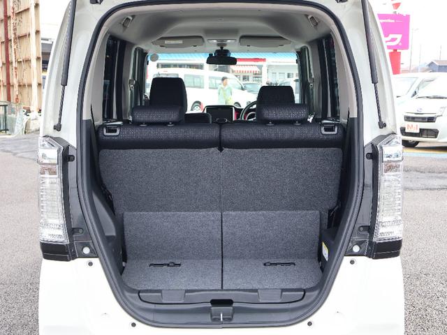 Ｎ－ＢＯＸカスタム Ｇ・Ｌパッケージ　バービーコレクション装着車　フル装備　８インチナビゲーション　フルセグテレビ　衝突軽減ブレーキ　両側パワースライドドア　バックカメラ　純正アルミホイール　キーフリーシステム　電動格納ミラー（10枚目）