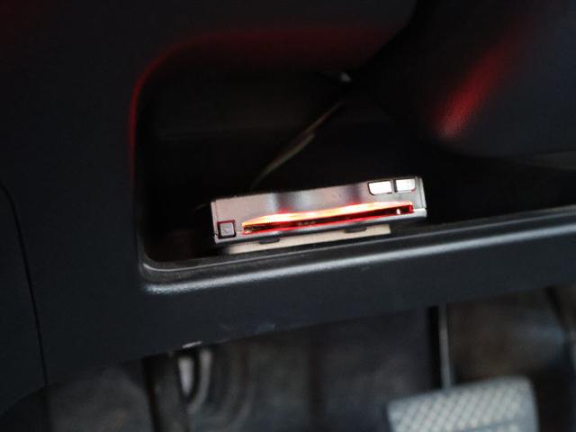 N-BOX G フル装備 サイドバイザー フロアマット エアコン パワステ パワーウィンドウ キーフリーシステム ETC1.0車載器 電動格納ミラー オートエアコン(20枚目)