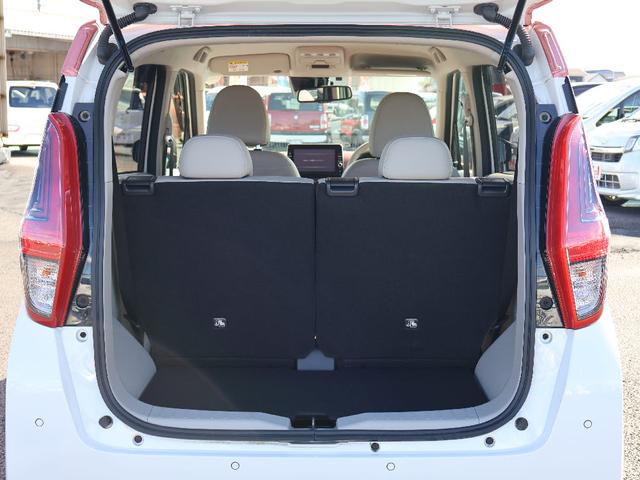 デイズ ボレロ X フル装備 純正ナビゲーション CDプレイヤー Bluetooth 全方位モニター ETC1.0車載器 ドラレコ前 ハーフレザーシート 純正フロアマット サイドバイザー キーフリーシステム オートライト(9枚目)