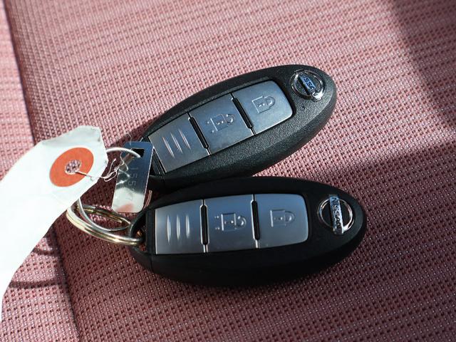 デイズ ボレロ X フル装備 純正ナビゲーション CDプレイヤー Bluetooth 全方位モニター ETC1.0車載器 ドラレコ前 ハーフレザーシート 純正フロアマット サイドバイザー キーフリーシステム オートライト(20枚目)