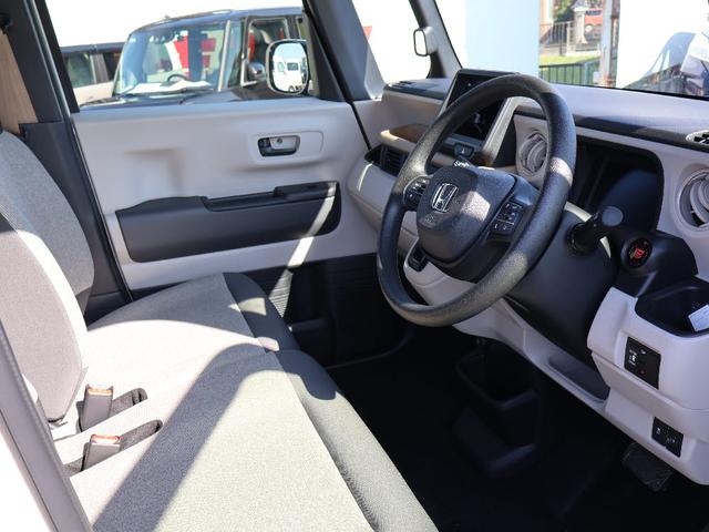 N-BOX ベースグレード フル装備 電動格納ミラー 電動パーキング キーフリーシステム 運転席・助手席にシートヒーター クルーズコントロール UVカットガラス LEDヘッドライト 左側パワースライドドア付(18枚目)