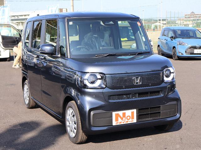 Ｎ－ＢＯＸ 　フル装備　８インチナビゲーション　フルセグテレビ　バックモニター　Ｂｌｕｅｔｏｏｔｈ　アイドリングストップ　ＵＶカットガラス　運転席・助手席シートヒーター　左側パワースライドドア付　　電動パーキング（7枚目）