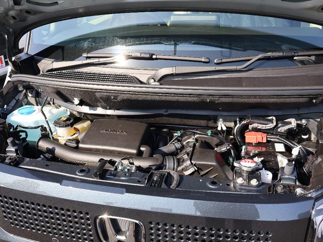 Ｎ－ＢＯＸ 　フル装備　８インチナビゲーション　フルセグテレビ　バックモニター　Ｂｌｕｅｔｏｏｔｈ　アイドリングストップ　ＵＶカットガラス　運転席・助手席シートヒーター　左側パワースライドドア付　　電動パーキング（36枚目）