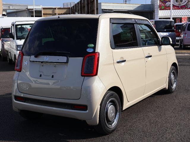 私達はお客様が楽しく、そして安全な車選びができますよう、わかりやすい情報開示を心がけております。価格の表示に関しては、支払総額を掲示することで、初心者のお客様にも安心な情報をお届け致します。