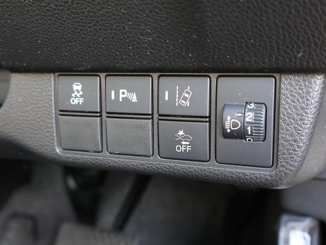 商品における安心宣言！私達は、安心・安全にお車をお乗りいただけるよう、お客様がご納得いただける車をご用意します。届出済未使用車、無事故中古車！下取り車を商品化する際は、第三者機関による鑑定付きです。