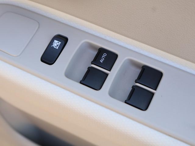 アルトラパン Ｇ　スマートキ―　ＡＢＳ　盗難防止装置　衝突軽減装置　横滑り防止装置　ダイヤル式エアコン　社外品ナビゲーション　ワンセグＴＶ　ＣＤ再生　ラジオ再生　ホイールキャップ　プッシュスタート　パワーウィンドウ（21枚目）