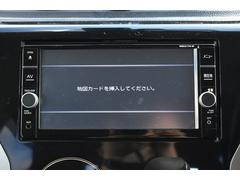 日産純正品ナビゲーション付いています。【ナビ型番：ＭＭ３１７Ｄ−Ｗ】　ＣＤ再生・ラジオ再生・フルセグＴＶ・ＤＶＤ再生・ＢＴ対応 2