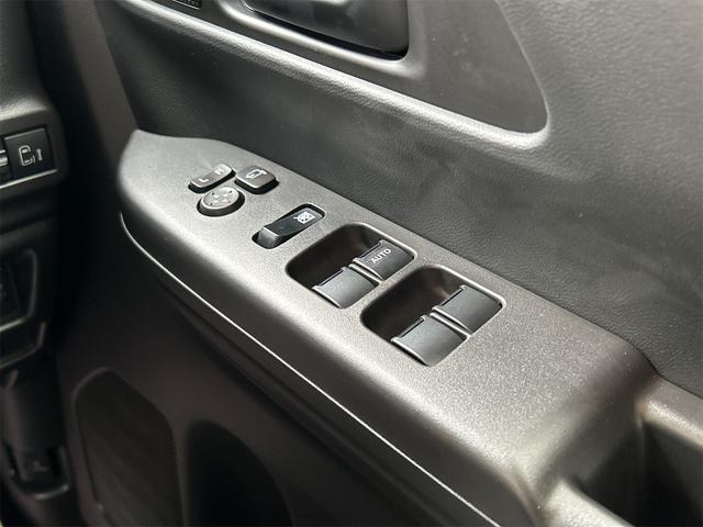 スペーシアギア ハイブリッドXZ 全周囲カメラ 両側電動スライドドア ナビ TV クリアランスソナー オートクルーズコントロール レーンアシスト 衝突被害軽減システム オートライト LEDヘッドランプ ヘッドライトウォッシャー(11枚目)