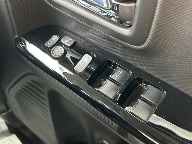 スペーシアカスタム ハイブリッドXS 両側電動スライドドア クリアランスソナー レーンアシスト 衝突被害軽減システム オートライト LEDヘッドランプ スマートキー アイドリングストップ 電動格納ミラー シートヒーター ベンチシート(44枚目)