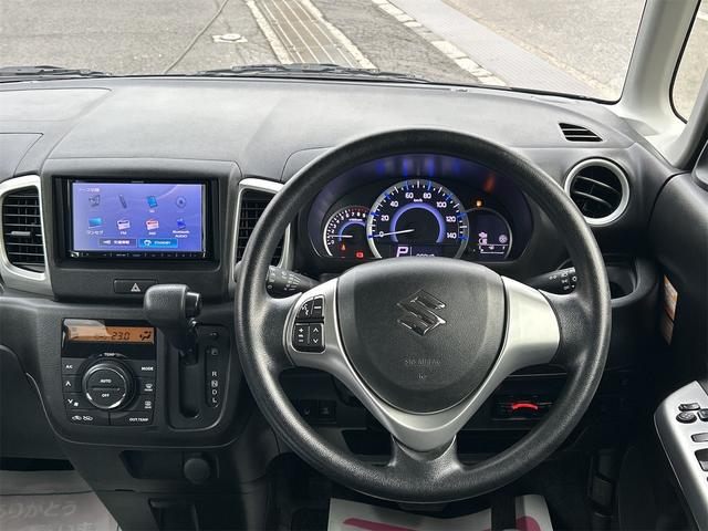 スペーシア Gリミテッド ETC 両側スライド・片側電動 TV レーンアシスト 衝突被害軽減システム スマートキー アイドリングストップ 電動格納ミラー シートヒーター ベンチシート CVT 盗難防止システム ABS ESC(3枚目)