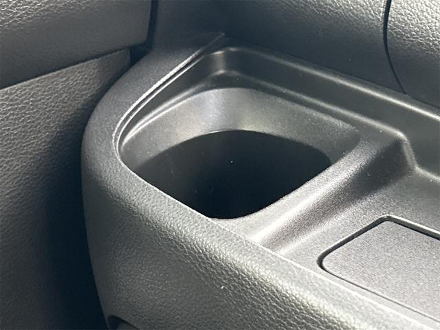 スペーシア Gリミテッド ETC 両側スライド・片側電動 TV レーンアシスト 衝突被害軽減システム スマートキー アイドリングストップ 電動格納ミラー シートヒーター ベンチシート CVT 盗難防止システム ABS ESC(40枚目)