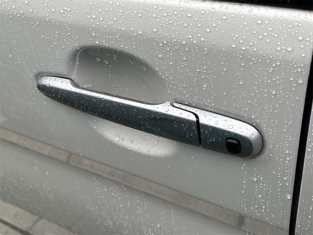 タント カスタムＸ　トップエディションＳＡＩＩ　ドライブレコーダー　ＥＴＣ　バックカメラ　両側スライド・片側電動　ナビ　ＴＶ　衝突被害軽減システム　オートライト　ＬＥＤヘッドランプ　スマートキー　アイドリングストップ　電動格納ミラー　ベンチシート（23枚目）