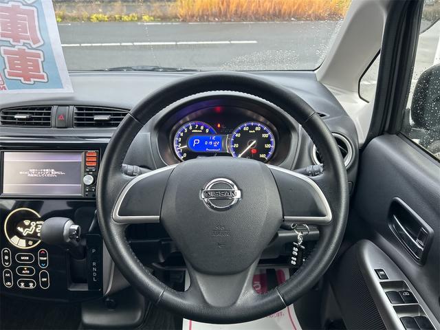 デイズ ハイウェイスター　Ｊ　ＥＴＣ　ナビ　ＴＶ　ＨＩＤ　キーレスエントリー　電動格納ミラー　ベンチシート　ＣＶＴ　ＡＢＳ　ＣＤ　ＵＳＢ　ミュージックプレイヤー接続可　アルミホイール　衝突安全ボディ　エアコン　パワーステアリング（3枚目）