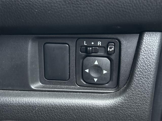 デイズ ハイウェイスター　Ｊ　ＥＴＣ　ナビ　ＴＶ　ＨＩＤ　キーレスエントリー　電動格納ミラー　ベンチシート　ＣＶＴ　ＡＢＳ　ＣＤ　ＵＳＢ　ミュージックプレイヤー接続可　アルミホイール　衝突安全ボディ　エアコン　パワーステアリング（10枚目）