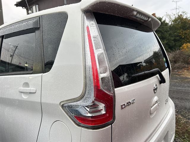 デイズ ハイウェイスター　Ｇターボ　ドライブレコーダー　ＥＴＣ　全周囲カメラ　衝突被害軽減システム　オートマチックハイビーム　オートライト　ＨＩＤ　スマートキー　アイドリングストップ　電動格納ミラー　ベンチシート　ＣＶＴ（23枚目）