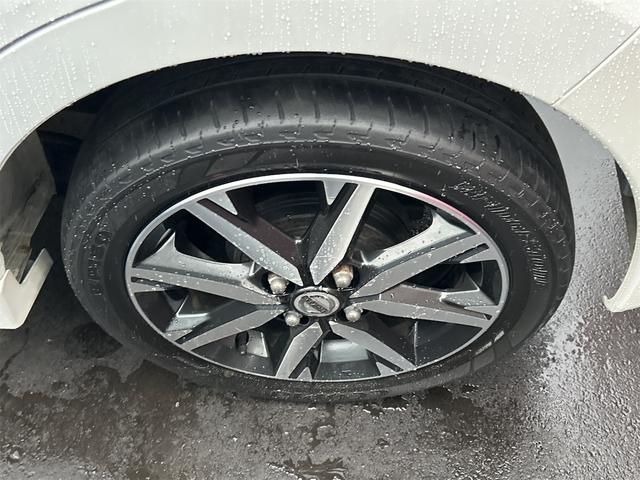 デイズ ハイウェイスター　Ｇターボ　ドライブレコーダー　ＥＴＣ　全周囲カメラ　衝突被害軽減システム　オートマチックハイビーム　オートライト　ＨＩＤ　スマートキー　アイドリングストップ　電動格納ミラー　ベンチシート　ＣＶＴ（28枚目）