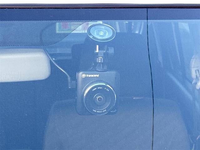 ワゴンＲ ＦＸリミテッド　ドライブレコーダー　ＥＴＣ　スマートキー　アイドリングストップ　電動格納ミラー　ベンチシート　ＣＶＴ　盗難防止システム　ＡＢＳ　ＣＤ　ミュージックプレイヤー接続可　アルミホイール　衝突安全ボディ（13枚目）