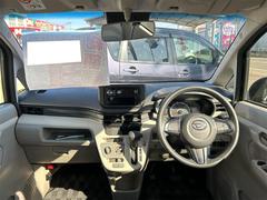 車を運転する際には運転席の存在は欠かせません。なのでしっかりとチェックしたいポイントですね。 2