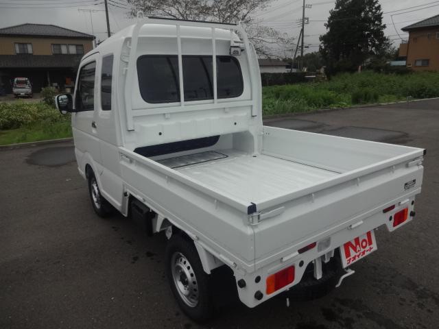 スーパーキャリイ Ｘ　レーダーブレーキ　キーレス　パワーウインドウ　パワーステアリング　電動格納ミラー　４ＷＤ　エアコン　コーナーセンサー（11枚目）