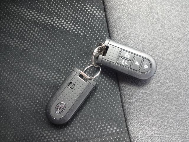 タント カスタムＸ　トップエディションＳＡＩＩＩ　カーナビ　ＥＴＣ車載器　両側パワースライドドア　全方位カメラ　キーフリーシステム　プッシュスタート　オートエアコン　スマートアシスト　電動格納ミラー　ステアリングリモコン　社外アルミホイール（39枚目）