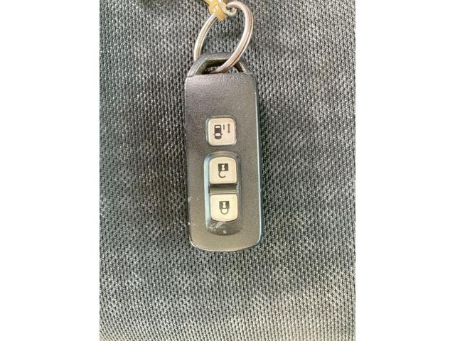 Ｎ－ＢＯＸカスタム Ｇ・Ｌパッケージ　左側パワースライドドア　キーフリー　エンジンプッシュスタート　ナビゲーション　バックカメラ　フォグランプ　純正アルミホイール　ステアリングリモコン（12枚目）