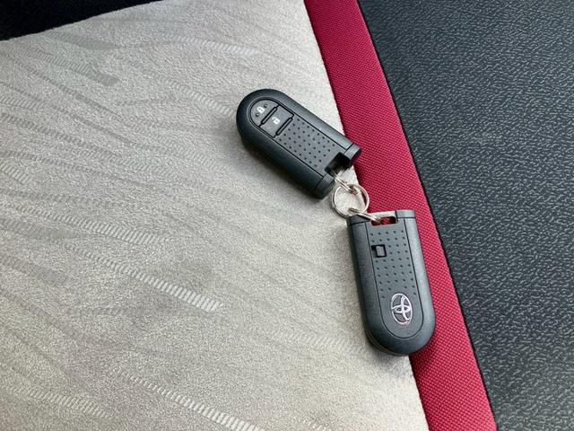 パッソ モーダ S 純正ナビ フルセグTV バックカメラ ETC車載器 前側ドラレコ プライバシーガラス アイドリングストップ オートエアコン プライバシーガラス(26枚目)