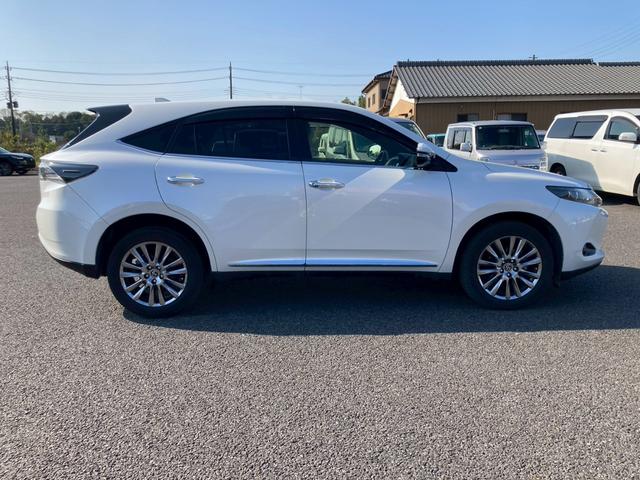 ハリアー プレミアム アドバンスドパッケージ ナビゲーション ETC車載器 レーダーブレーキ キーフリー エンジンプッシュスタート バックカメラ オートエアコン 電動格納ミラー ステアリングリモコン パワーステアリング パワーウインドウ(7枚目)