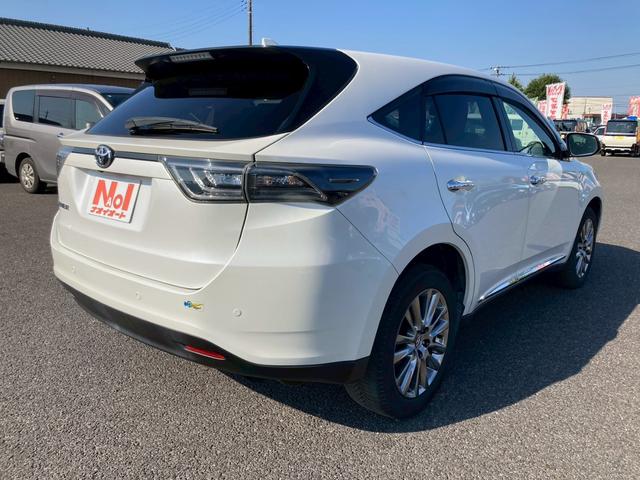 ハリアー プレミアム アドバンスドパッケージ ナビゲーション ETC車載器 レーダーブレーキ キーフリー エンジンプッシュスタート バックカメラ オートエアコン 電動格納ミラー ステアリングリモコン パワーステアリング パワーウインドウ(9枚目)