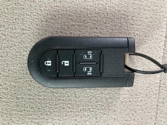 ムーヴキャンバス Xリミテッド SAII 両側自動スライドドア キーフリー エンジンプッシュスタート ナビゲーション レーダーブレーキ アイドリングストップ オートエアコン フォグランプ(17枚目)