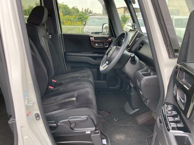N-BOXカスタム G・Lホンダセンシング 左側自動スライドドア レーダーブレーキ ナビゲーション バックカメラ ETC車載器 オートエアコン 電動格納ミラー プライバシーガラス アルミホイール(5枚目)